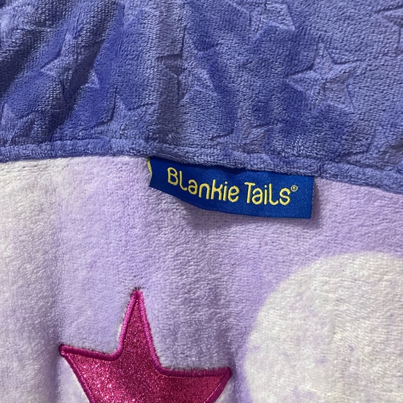 Blankie Tails mermaid tail blanket - Picture 2 of 3